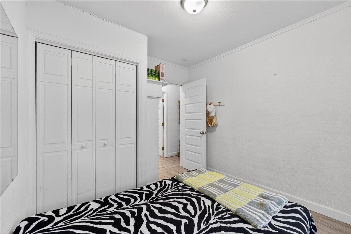 228 Laurel Avenue Goose Creek, SC 29445 - Photo 15 of 26 16-Maddie Breggia - DSC01787