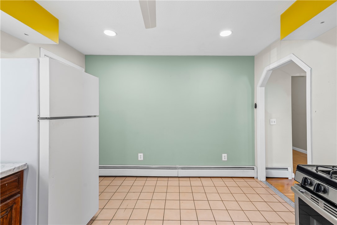 80 Hillside Avenue Pawtucket, RI 02860 - Photo 9 of 43