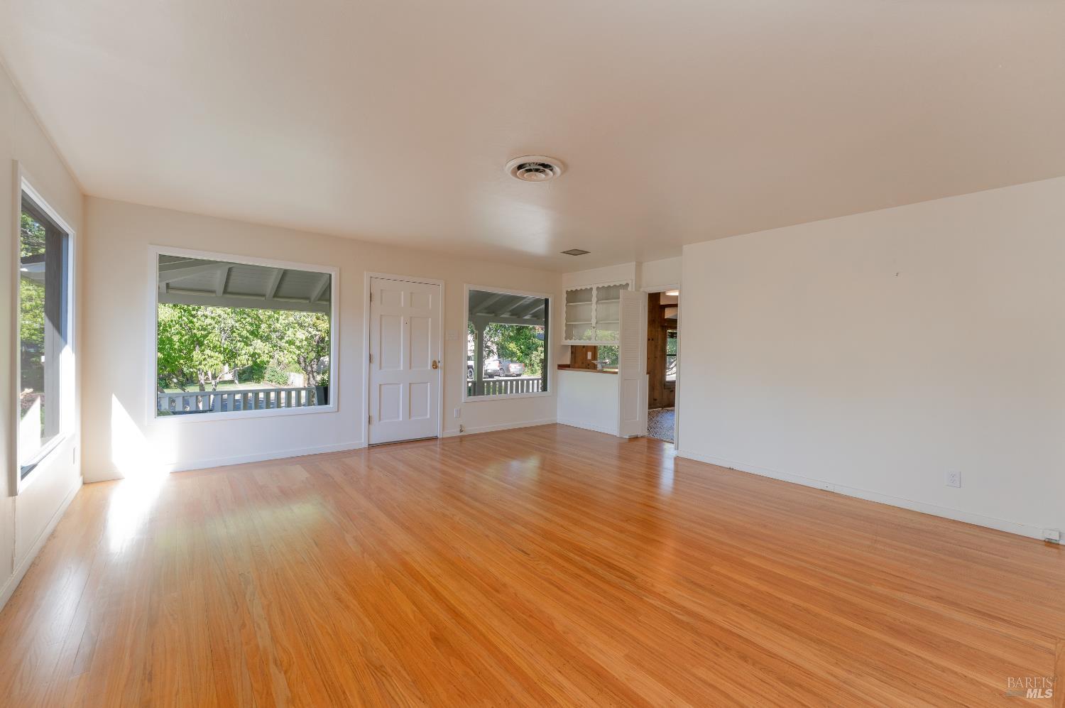744 South Spring Street Ukiah, CA 95482 - Photo 8 of 31