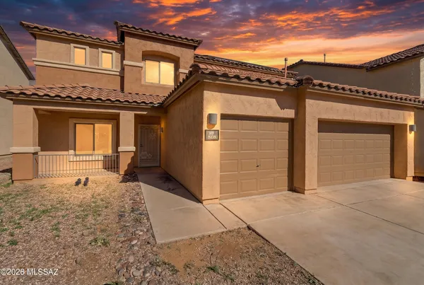 $445,000 | 808 West Vuelta Granadina, Sahuarita, AZ 85629