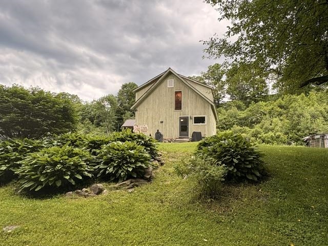 1821 Chateauguay Road Barnard, VT 05032 - Photo 43 of 57