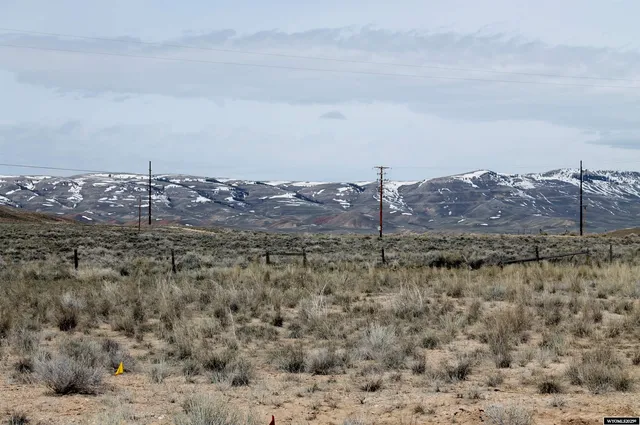 $33,000 | Lot 1 1st Avenue, La Barge, WY 83123