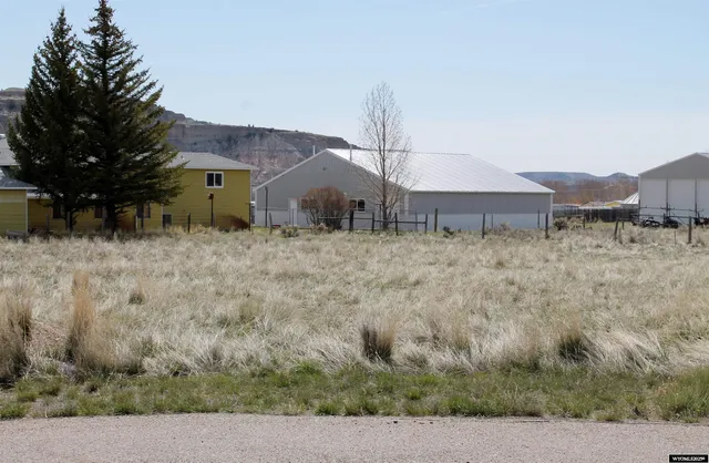 $33,000 | Lot 1 1st Avenue, La Barge, WY 83123