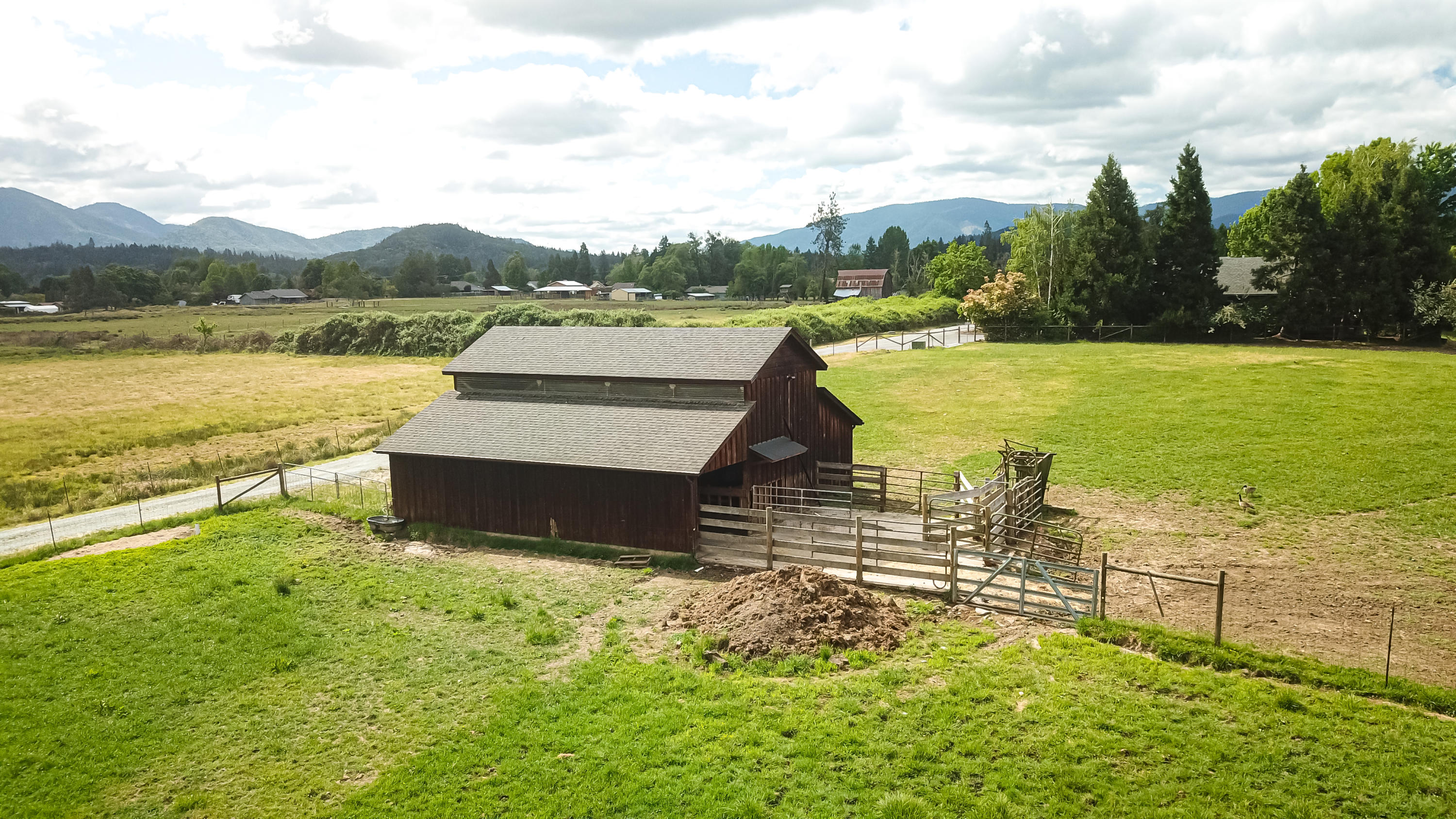 3315 Leonard Road Grants Pass, OR 97527 - Photo 80 of 86 DJI_0110