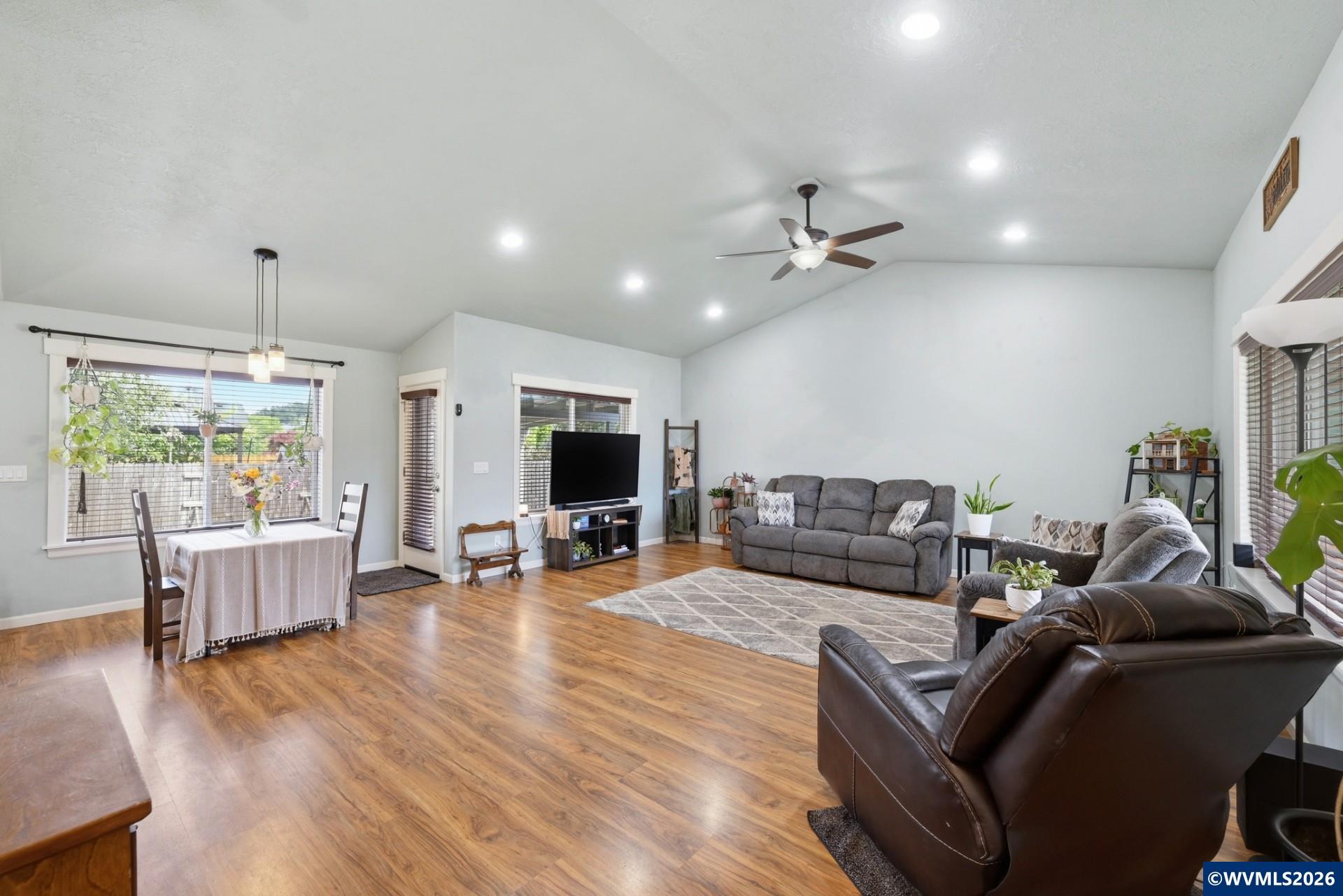 38599 Filbert Street Scio, OR 97374 - Photo 6 of 37