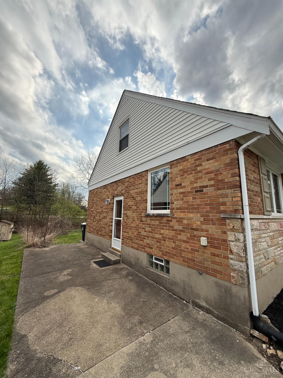 332 Ingram Road Cincinnati, OH 45218 - Photo 24 of 30