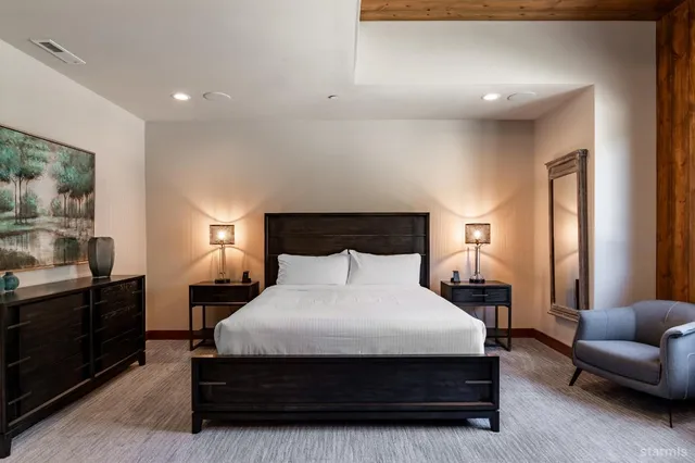 $1,898,000 | 30 Lake Parkway, Unit 20, South Lake Tahoe, CA 96150