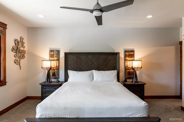 $1,898,000 | 30 Lake Parkway, Unit 20, South Lake Tahoe, CA 96150