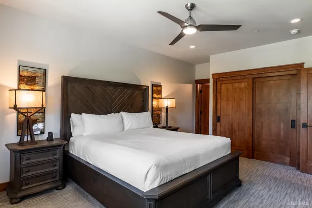 $1,898,000 | 30 Lake Parkway, Unit 20, South Lake Tahoe, CA 96150