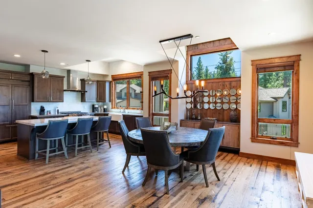 $1,898,000 | 30 Lake Parkway, Unit 20, South Lake Tahoe, CA 96150
