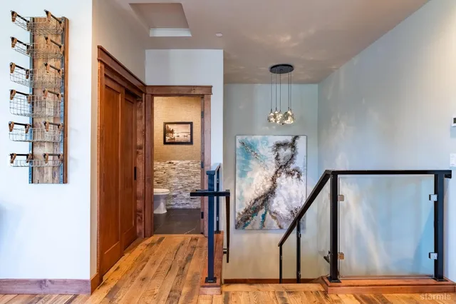 $1,898,000 | 30 Lake Parkway, Unit 20, South Lake Tahoe, CA 96150