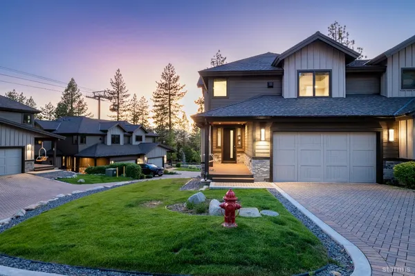 $1,898,000 | 30 Lake Parkway, Unit 20, South Lake Tahoe, CA 96150