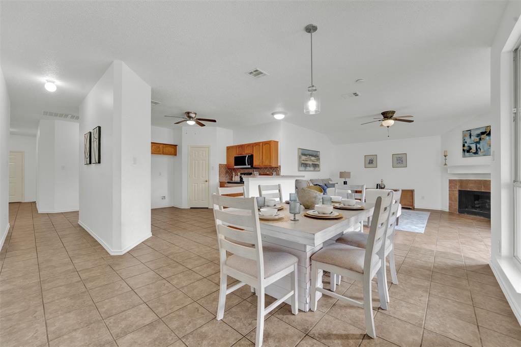 8210 Sailors Street Rowlett, TX 75089 - Photo 4 of 36