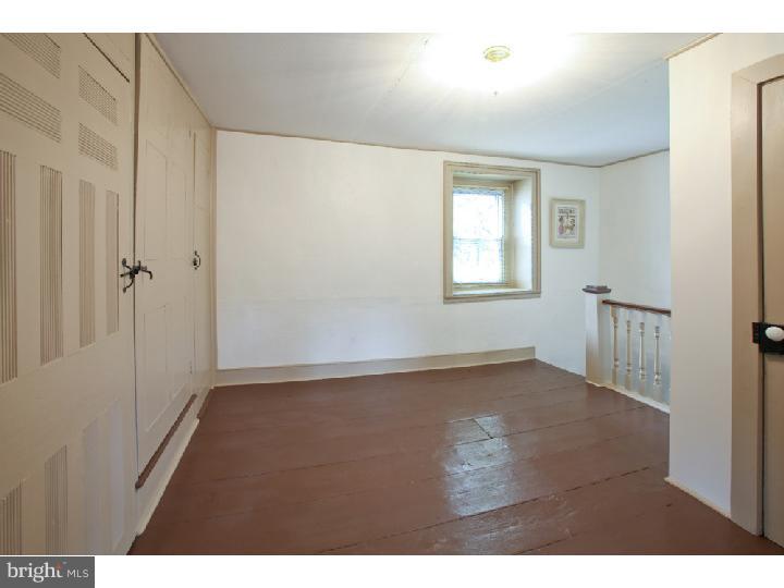 1301 West Rock Road Perkasie, PA 18944 - Photo 17 of 23 Hallway