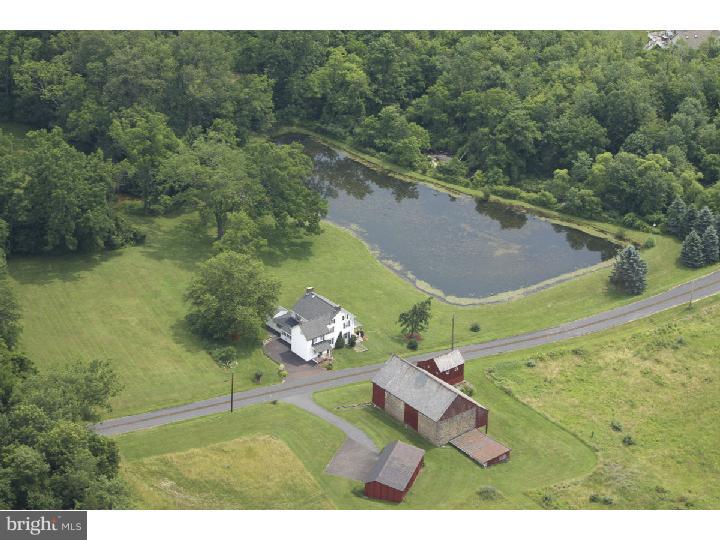 1301 West Rock Road Perkasie, PA 18944 - Photo 4 of 23