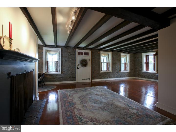 1301 West Rock Road Perkasie, PA 18944 - Photo 8 of 23 Living Room