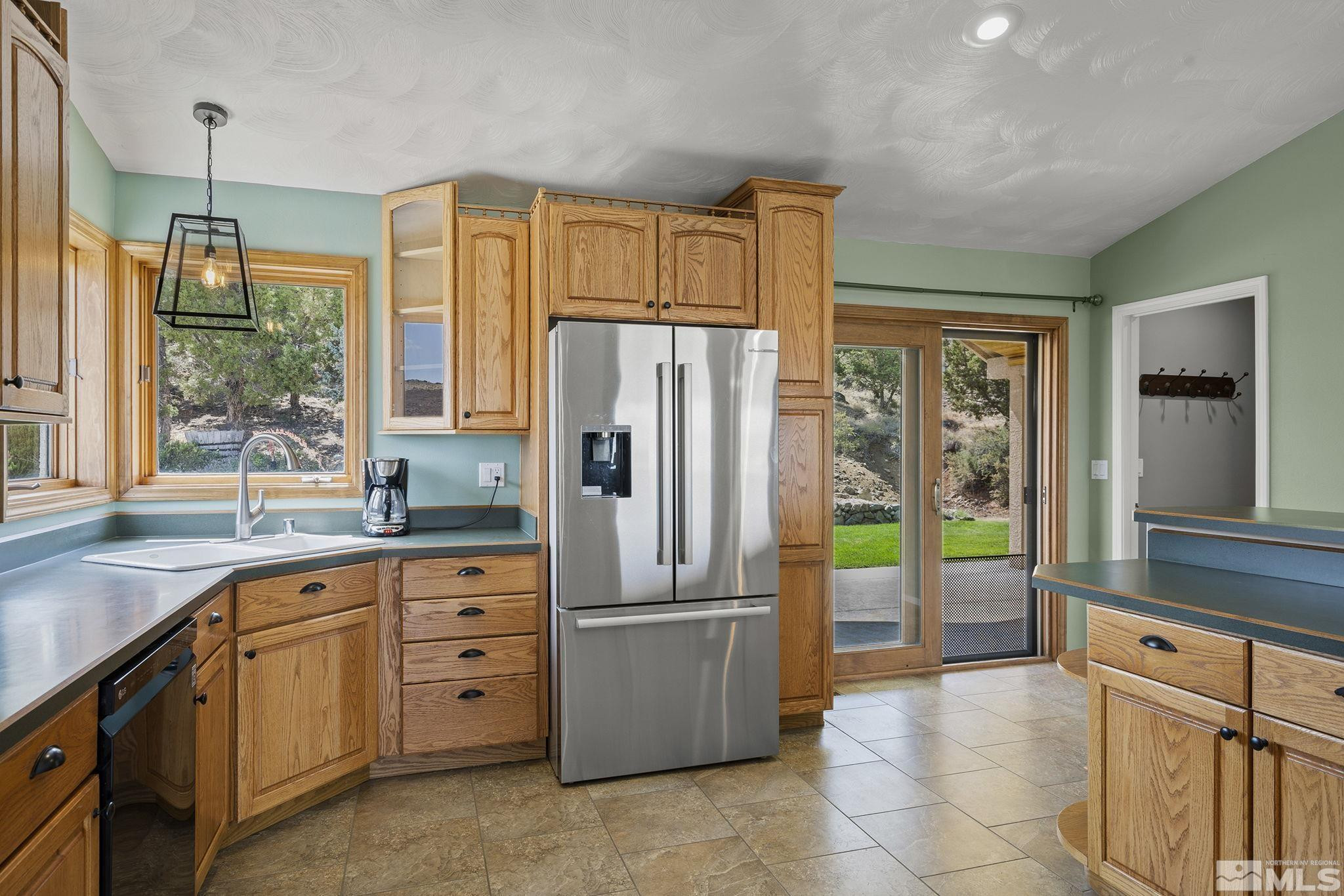1395 Half Mine Road Reno, NV 89506 - Photo 9 of 40 Photo 9