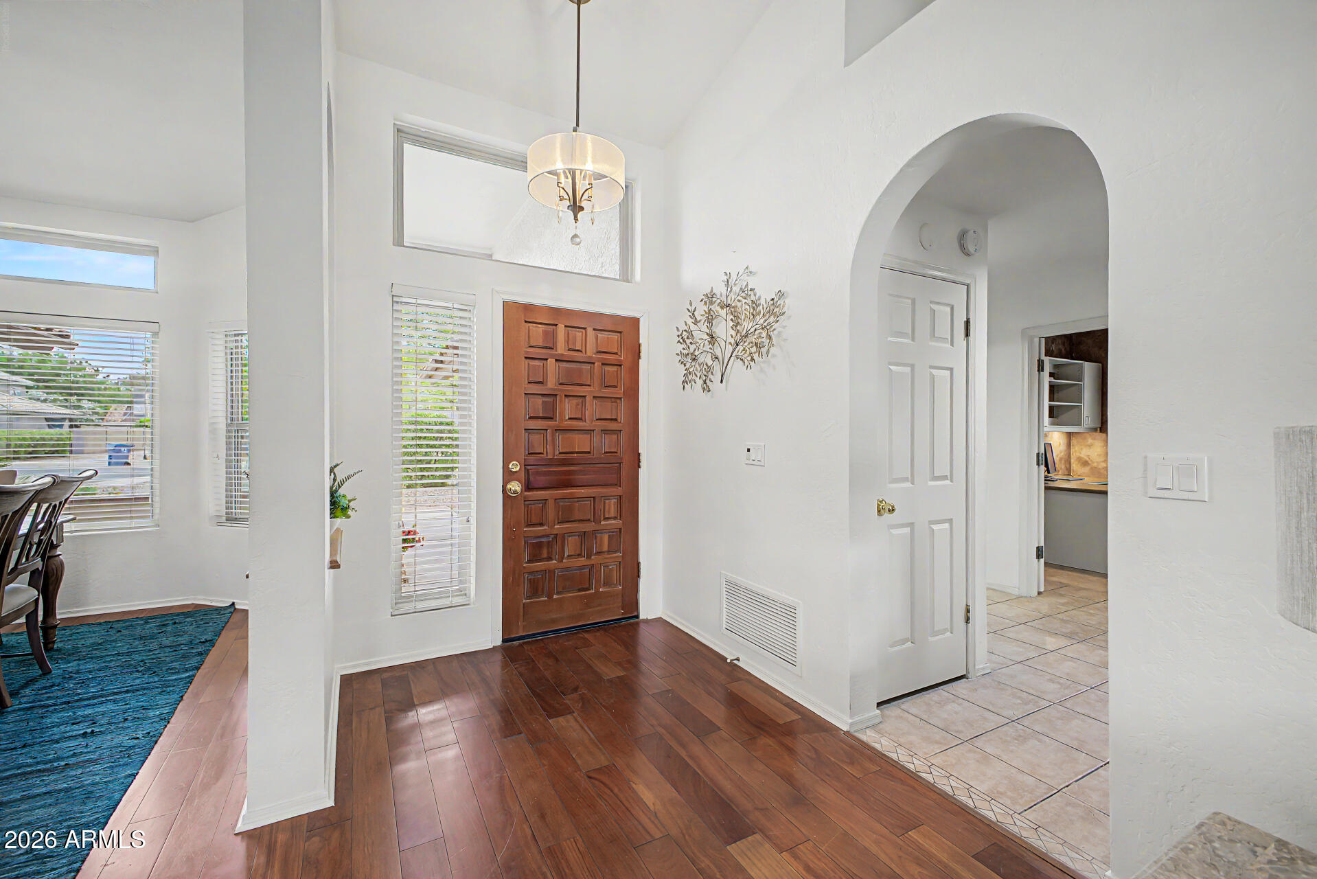 1924 East El Freda Road Tempe, AZ 85284 - Photo 3 of 56 Welcome!