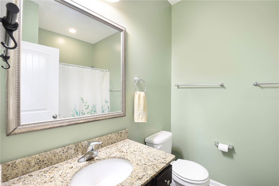 473 Johnson Road Central, SC 29630 - Photo 16 of 32 Guest Bathroom