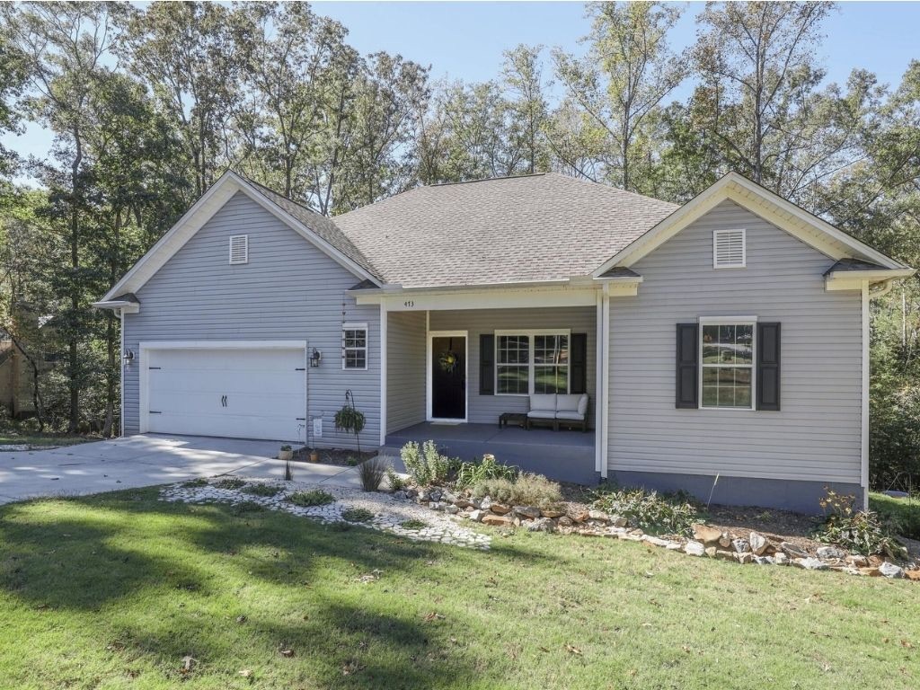 473 Johnson Road Central, SC 29630 - Photo 2 of 32