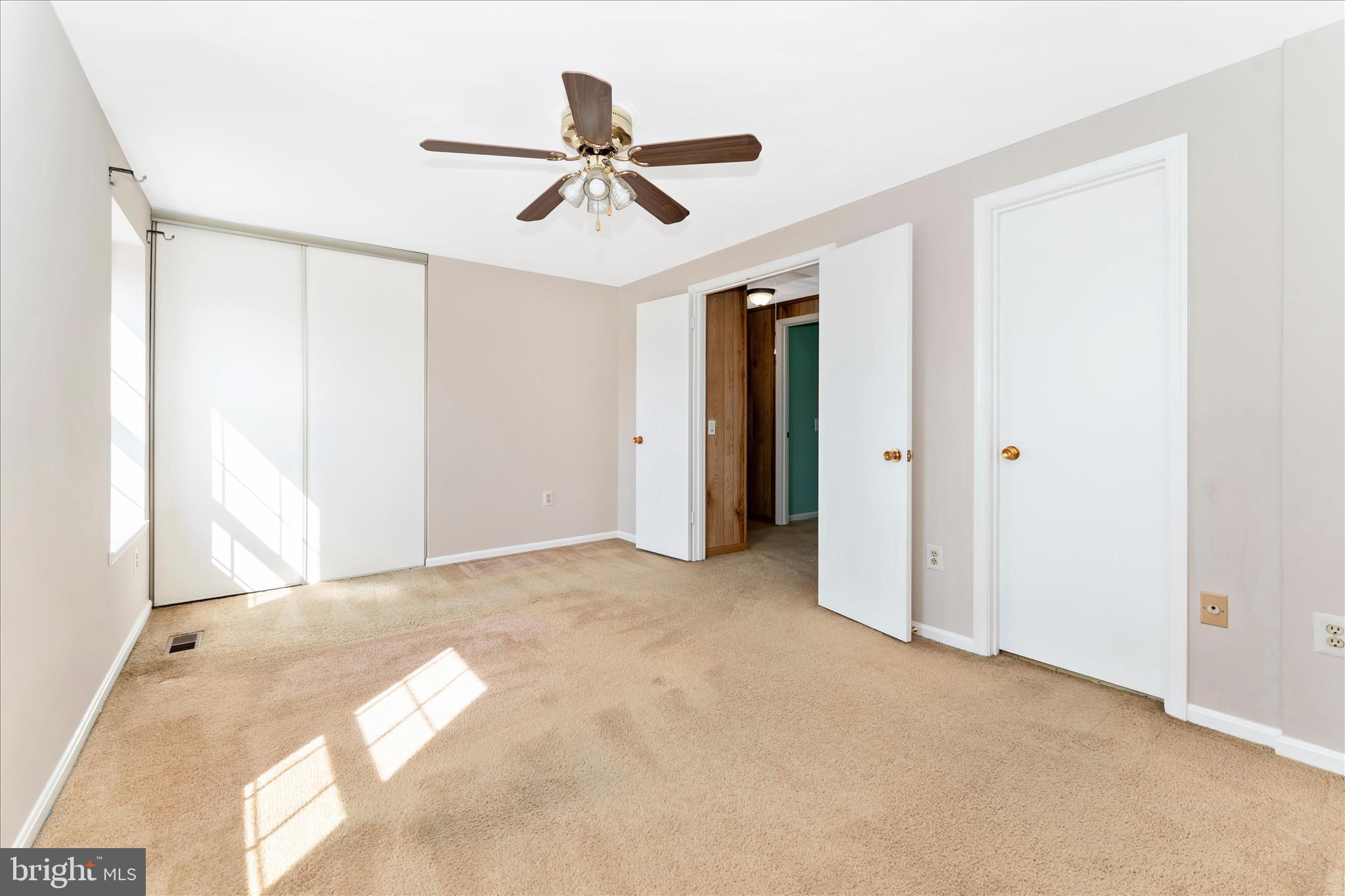 5751 Sunset View Lane Frederick, MD 21703 - Photo 20 of 46 Primary Bedroom
