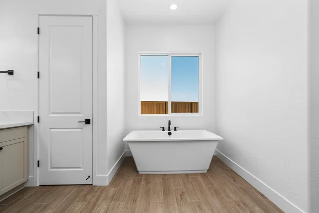 $754,999 | 8388 Iron Creek Drive, Friant, CA 93626