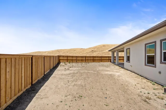 $754,999 | 8388 Iron Creek Drive, Friant, CA 93626