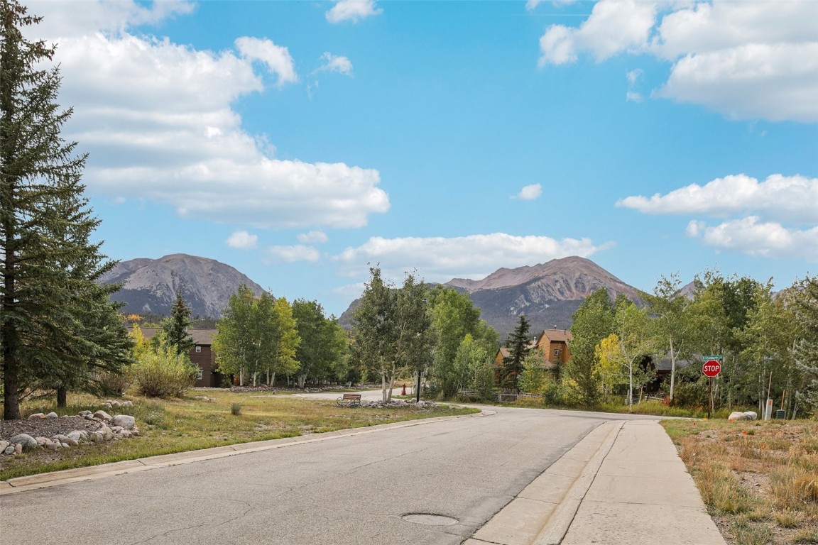 147 Blue Grouse Lane Silverthorne, CO 80498 - Photo 10 of 50 a view of a city