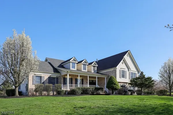 $1,375,000 | 82 Oxford Place, Hillsborough, NJ 08844