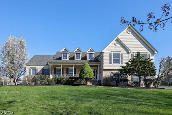 $1,375,000 | 82 Oxford Place, Hillsborough, NJ 08844