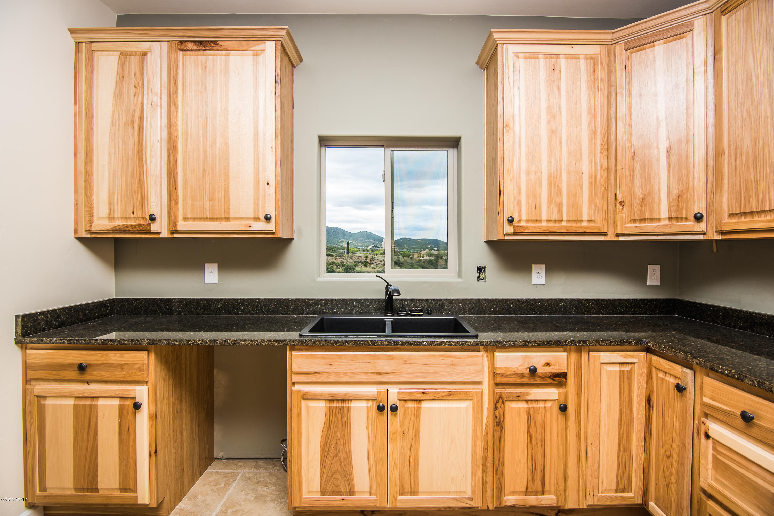 14350 East Blue Ridge Road Dewey-Humboldt, AZ 86327 - Photo 6 of 25 Kitchen