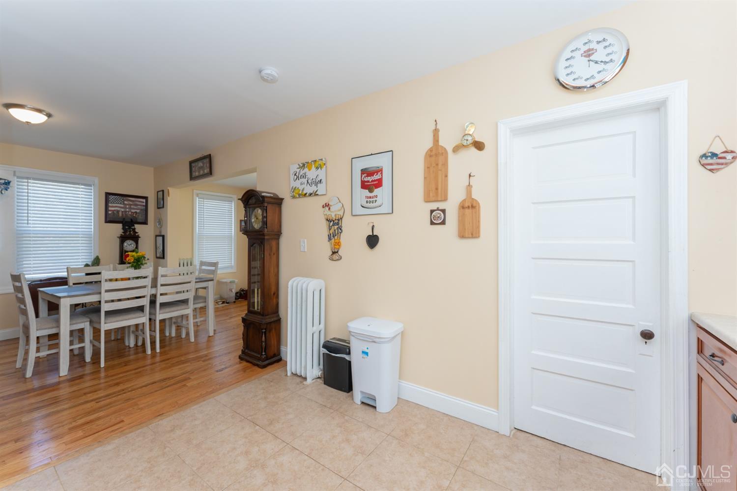 109 Stone Road Union Beach, NJ 07735 - Photo 11 of 21 a very nice looking room with a room