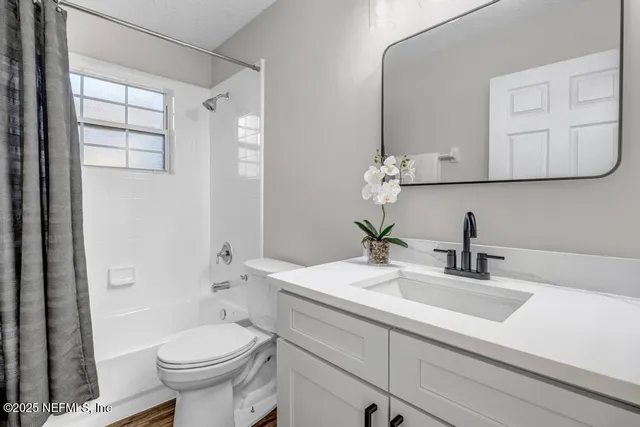 $284,800 | 7762 Enderby Avenue East, Jacksonville, FL 32244