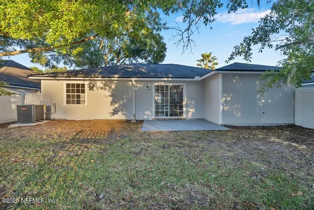 $284,800 | 7762 Enderby Avenue East, Jacksonville, FL 32244