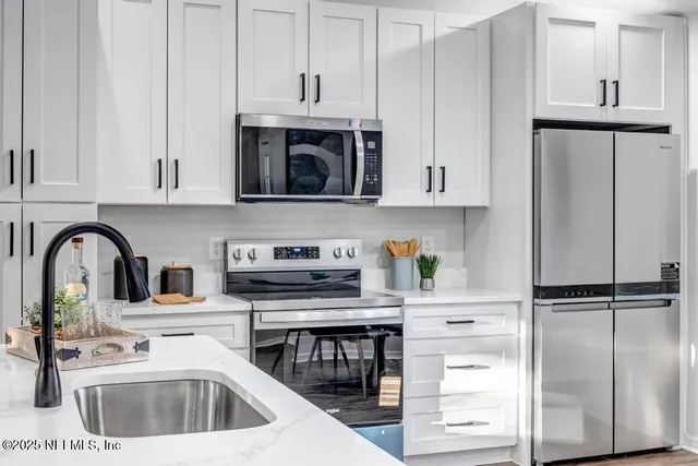 $284,800 | 7762 Enderby Avenue East, Jacksonville, FL 32244