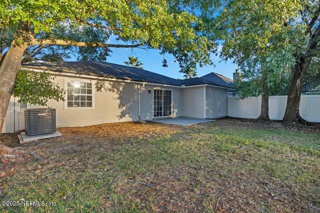 $284,800 | 7762 Enderby Avenue East, Jacksonville, FL 32244