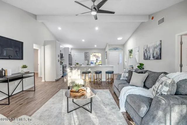 $284,800 | 7762 Enderby Avenue East, Jacksonville, FL 32244