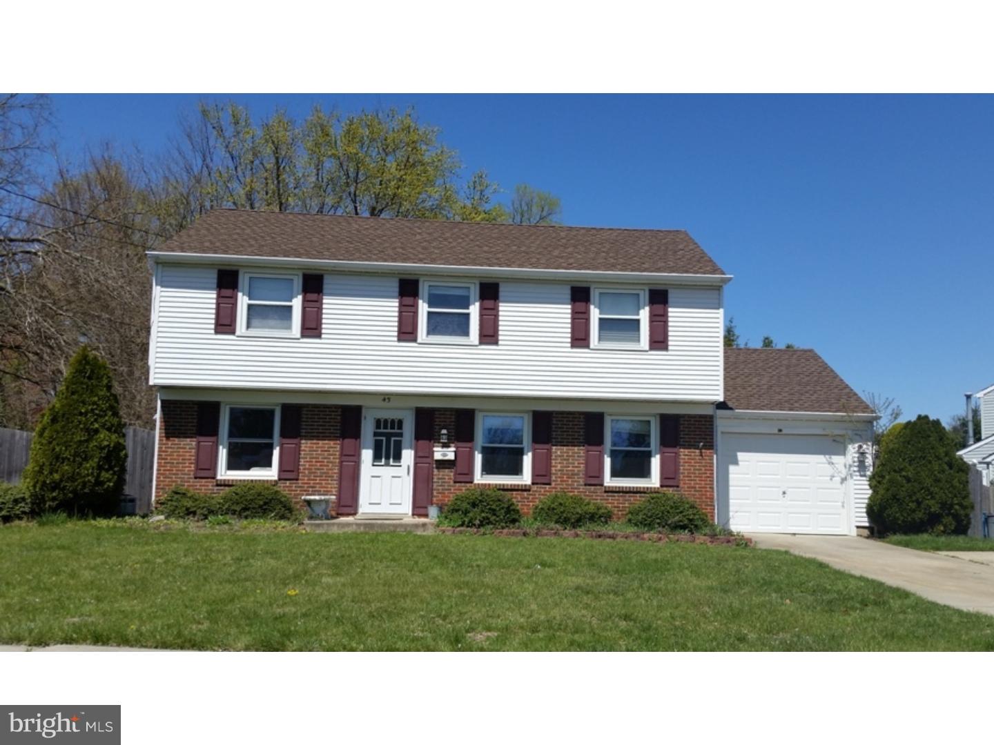 43 Buttonwood Road Stratford, NJ 08084 - Photo 2 of 11