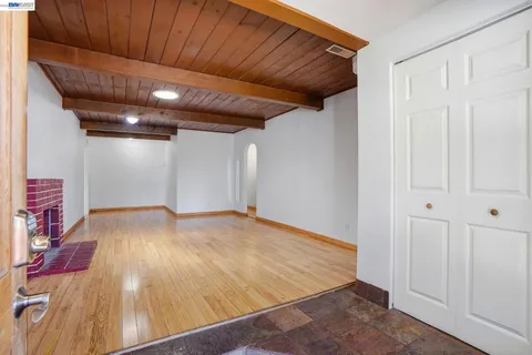 $948,000 | 2102 Overhill Road, Concord, CA 94520