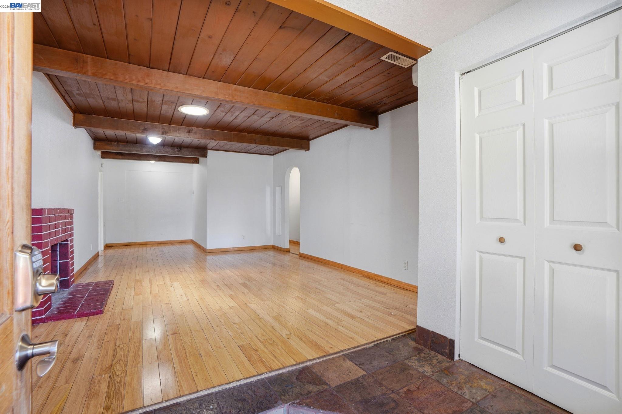 2102 Overhill Road Concord, CA 94520 - Photo 5 of 46