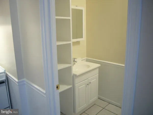 $1,575 | 335 Marshall Street, Unit A, Kennett Square, PA 19348