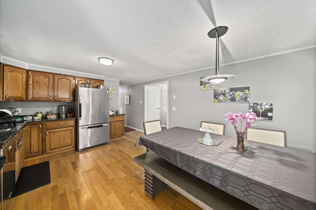 88 Bonham Road Dedham, MA 02026 - Photo 6 of 22 Gallery Image 6