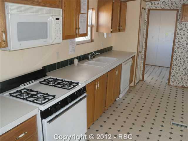 11715 Milne Road Colorado Springs, CO 80928 - Photo 9 of 16 Gallery Image 9