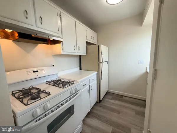 $1,650 | 434 North Armistead Street, Unit 202, Alexandria, VA 22312