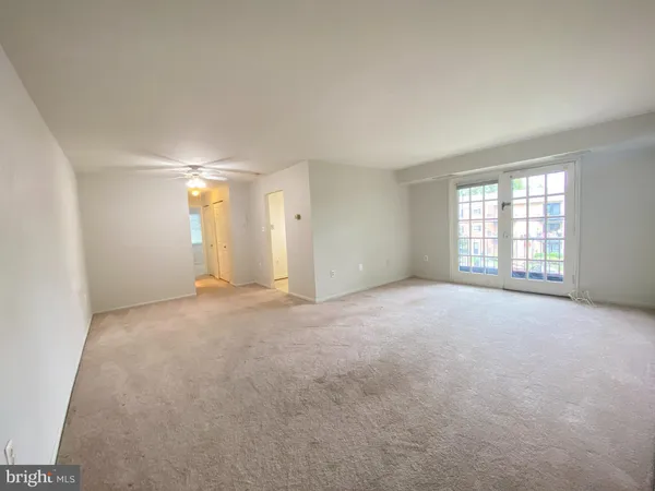 $1,650 | 434 North Armistead Street, Unit 202, Alexandria, VA 22312