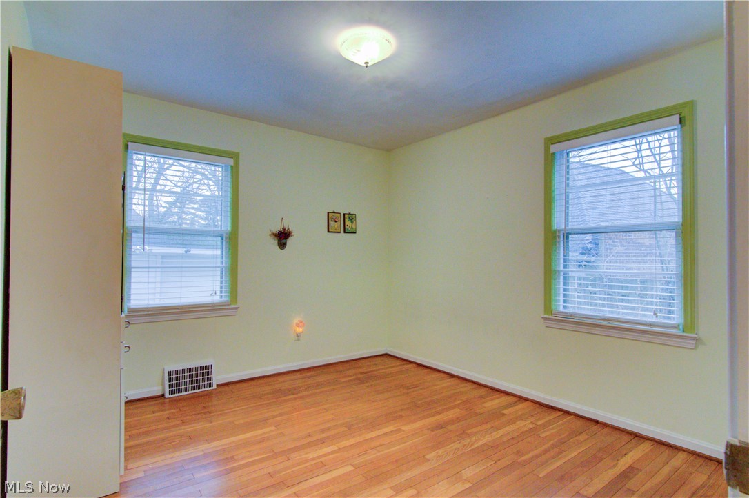 998 Renfield Road Cleveland Heights, OH 44121 - Photo 19 of 22