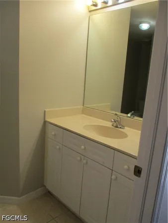 $1,695 | 4330 Southwest 7th Place, Cape Coral, FL 33914