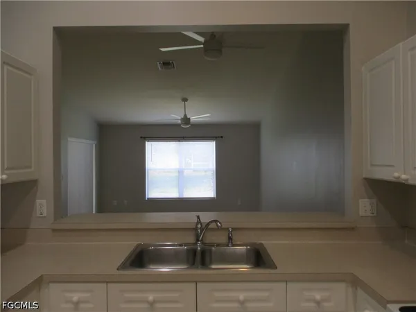 $1,695 | 4330 Southwest 7th Place, Cape Coral, FL 33914