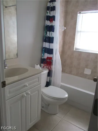 $1,695 | 4330 Southwest 7th Place, Cape Coral, FL 33914