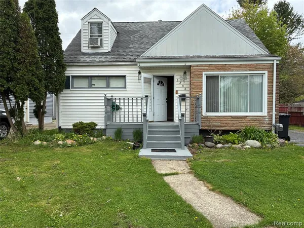 $140,000 | 3208 Comanche Avenue, Flint, MI 48507